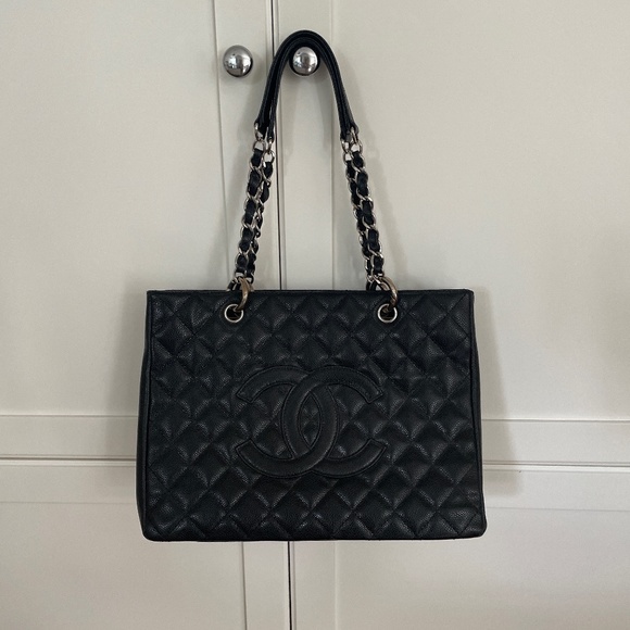 Chanel Black Caviar Grand Shopping Tote - Picture 1 of 4